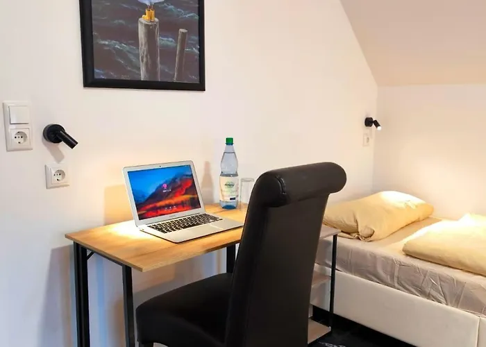 Schwert Loft S72 Free Parking & Wifi 威尔登